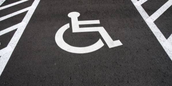 Invalide parkeren bij vliegvelden
